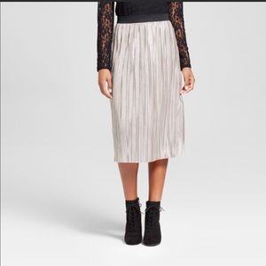 Xhiliration Gold Metallic Pleated Midi Skirt